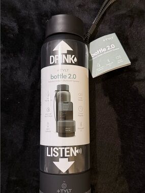Bottle 2.0 Hydration Bottle with Bluetooth Speaker - Black